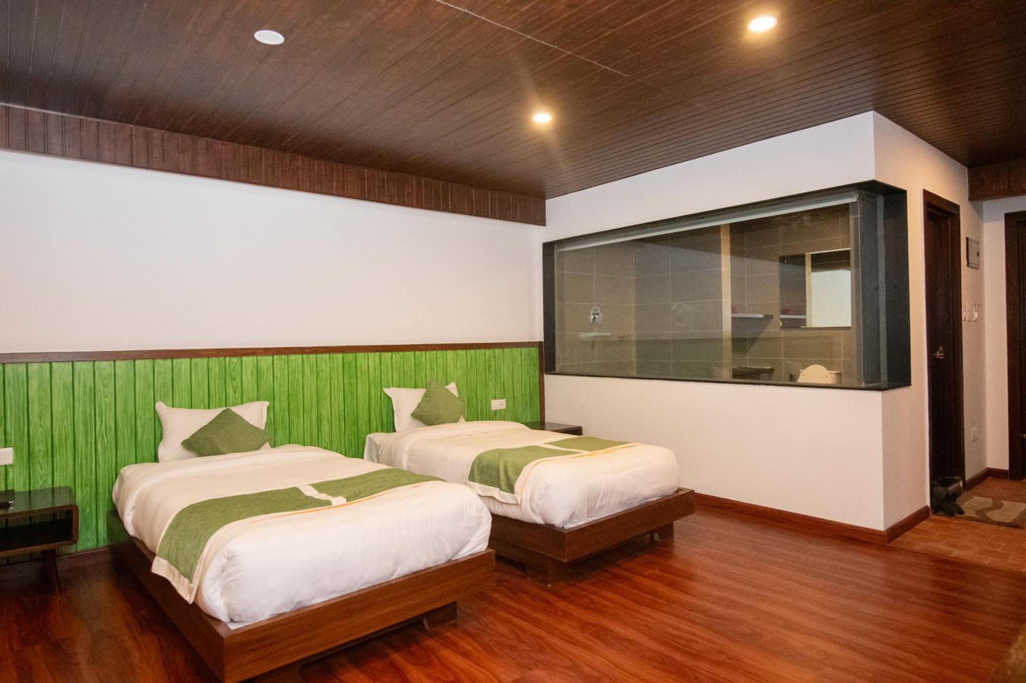 พีซฟูล ค้อทเทจ แอนด์ คาเฟ่ ดู มงต์ Hotel นาการ์ก็อต ภายนอก รูปภาพ